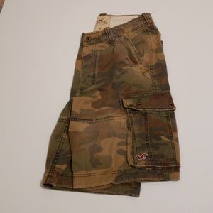Hollister Men's Cargo shorts
